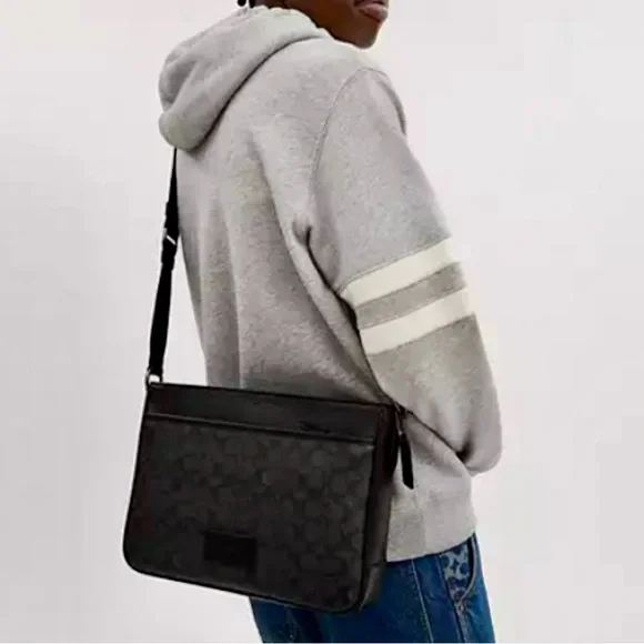 NWT Coach Men's District Crossbody Bag Signature Canvas Charcoal Black